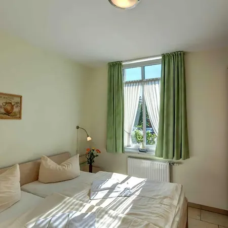 Apartment Sonnenglueck 1 *